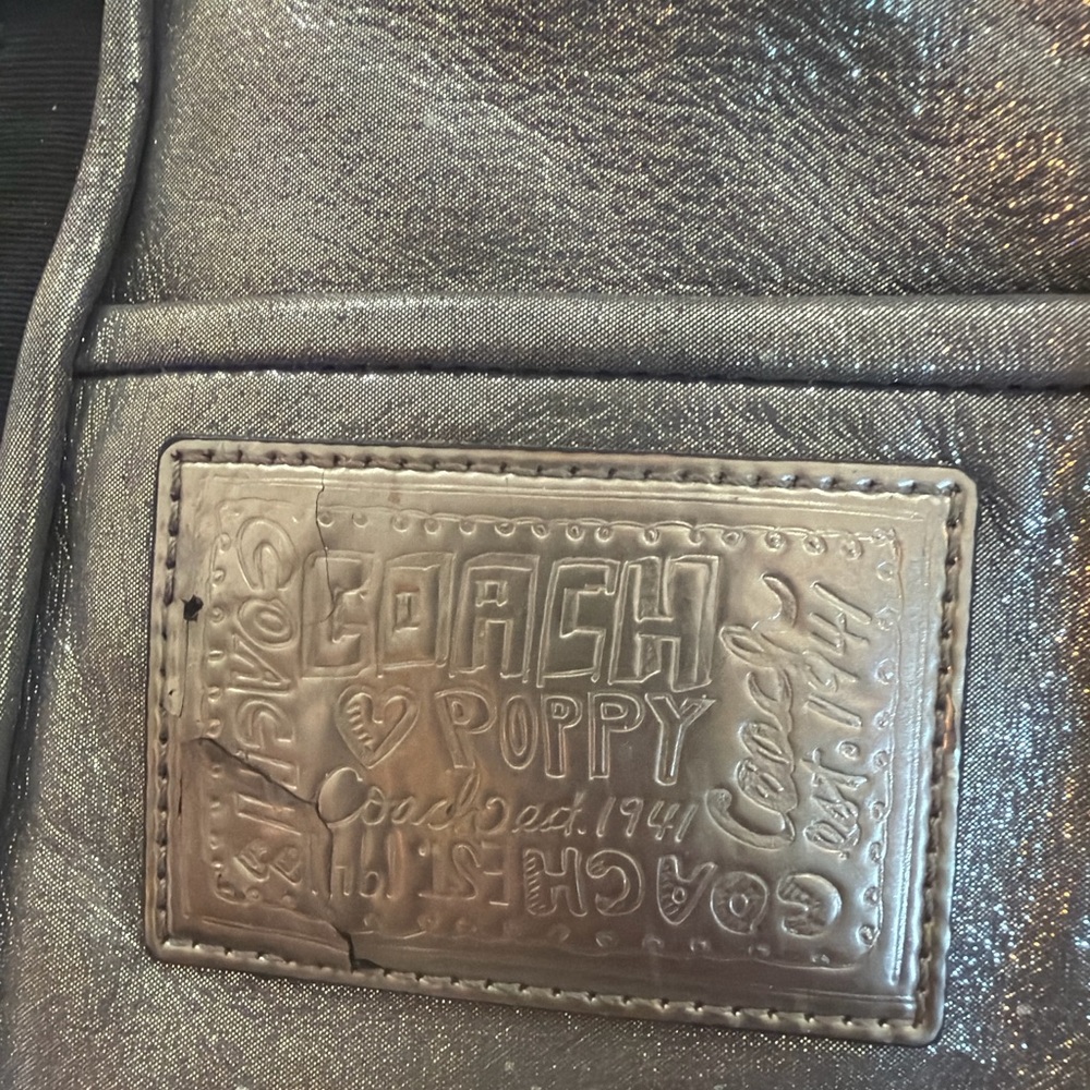 Coach Poppy Glam Metallic Silver Tote Convertible Bag 15290 - Picture 3 of 8